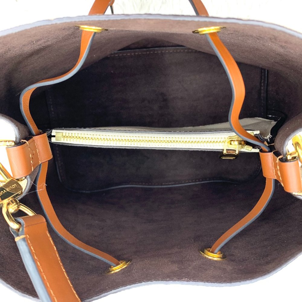 āSOLDā Louis Vuitton Empreinte Cream Neonoe MM bag - Picture 15 of 16